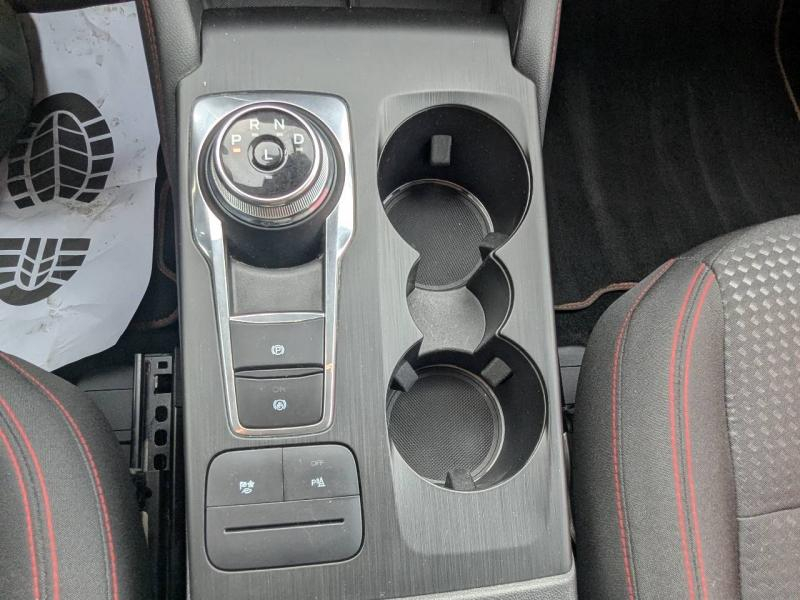 Photo 19 de l’annonce de FORD Kuga d’occasion à vendre à AIX-EN-PROVENCE