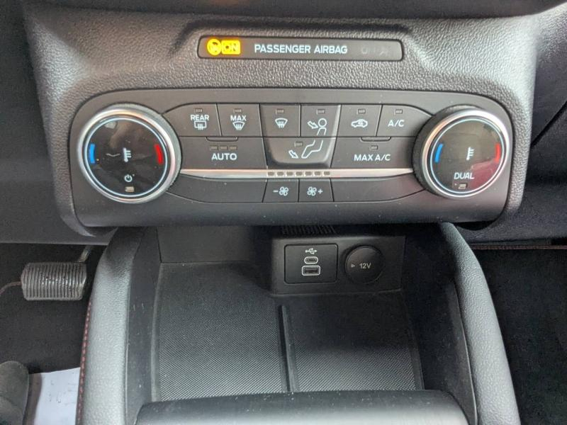 Photo 20 de l’annonce de FORD Kuga d’occasion à vendre à AIX-EN-PROVENCE