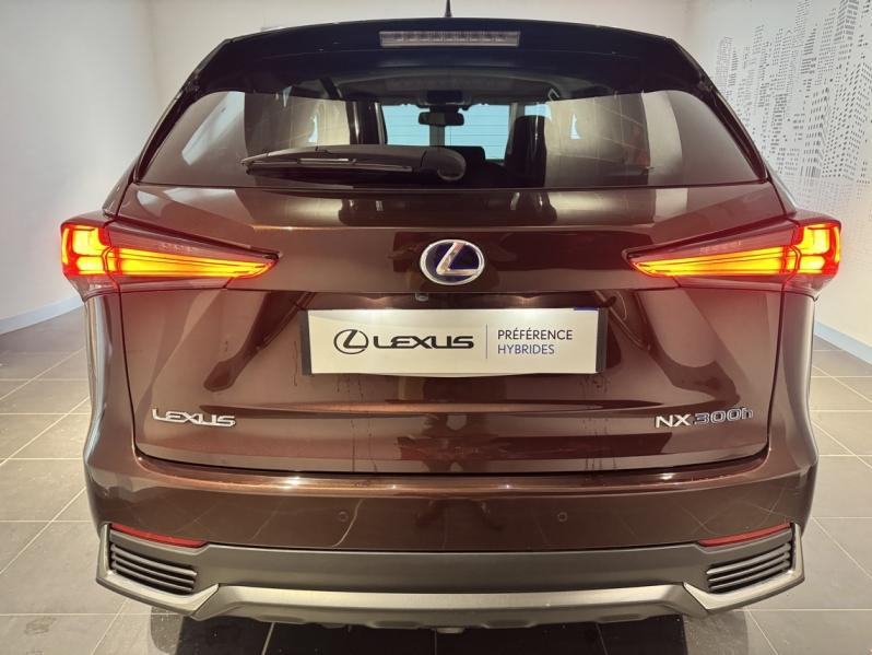 Photo 7 de l’annonce de LEXUS NX d’occasion à vendre à MONTFAVET