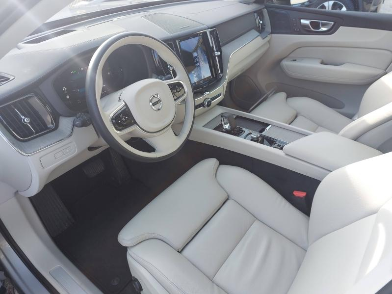 Photo 11 de l’annonce de VOLVO XC60 d’occasion à vendre à AVIGNON