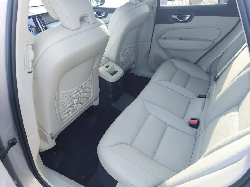 Photo 16 de l’annonce de VOLVO XC60 d’occasion à vendre à AVIGNON