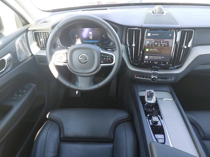 Photo 10 de l’annonce de VOLVO XC60 d’occasion à vendre à AVIGNON