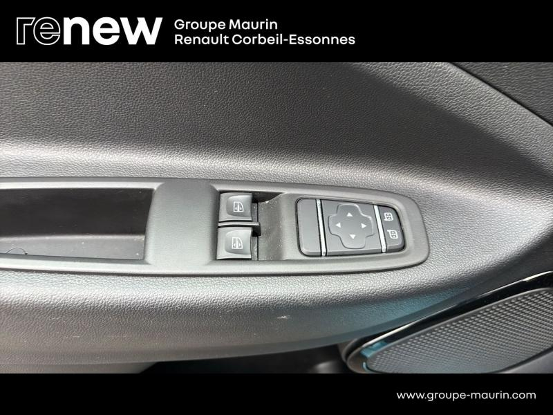 Photo 19 de l’annonce de RENAULT Zoe d’occasion à vendre à CORBEIL-ESSONNES