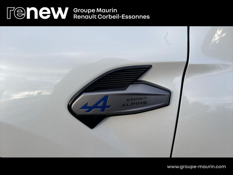 Photo 10 de l’annonce de RENAULT  d’occasion à vendre à CORBEIL-ESSONNES