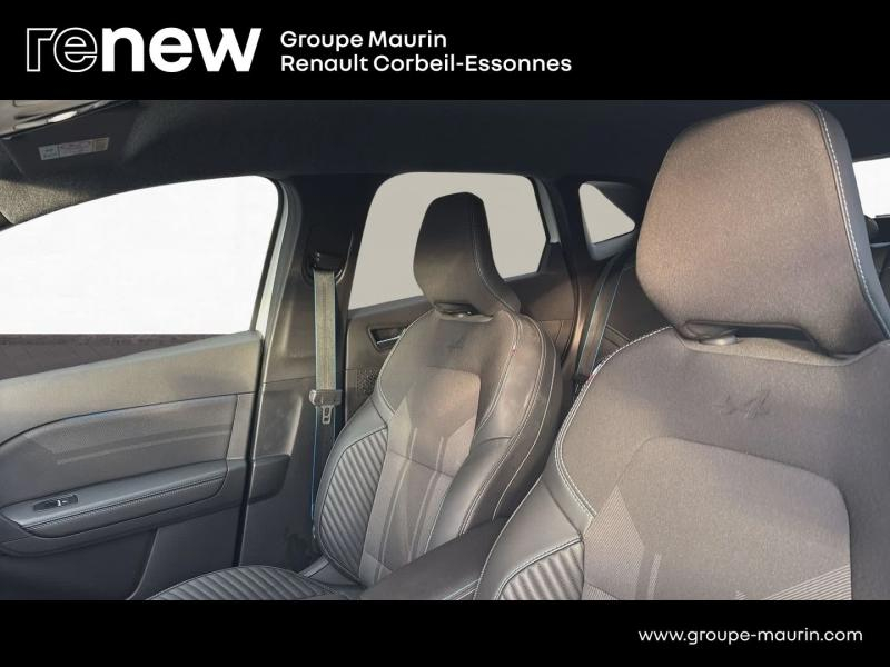 Photo 14 de l’annonce de RENAULT  d’occasion à vendre à CORBEIL-ESSONNES