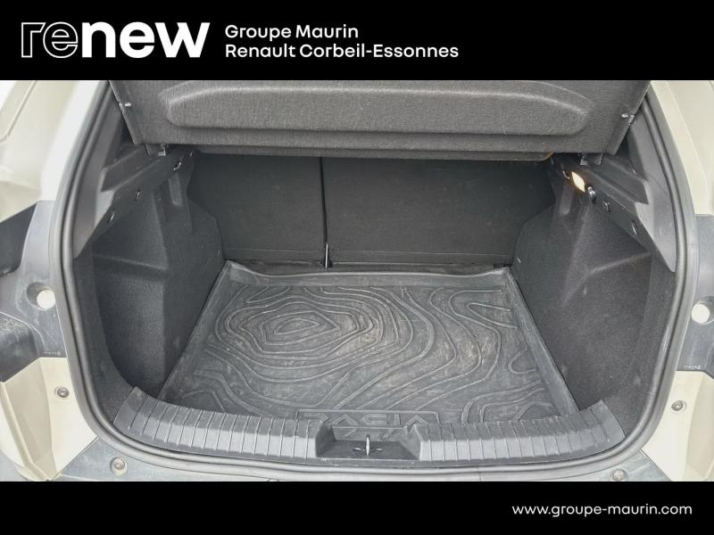 Photo 15 de l’annonce de DACIA Duster d’occasion à vendre à CORBEIL-ESSONNES