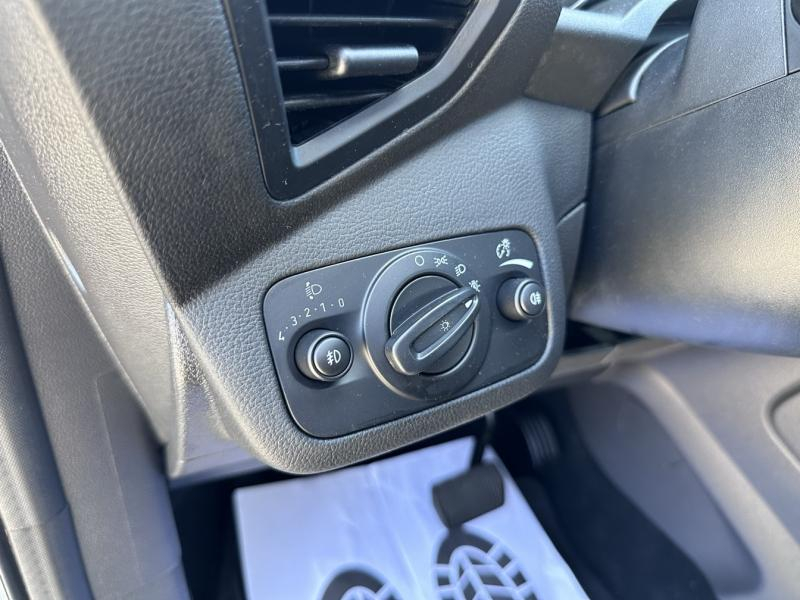 Photo 17 de l’annonce de FORD Kuga d’occasion à vendre à ORANGE