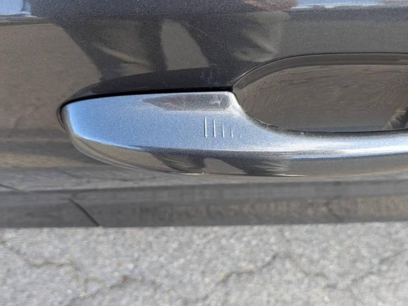 Photo 5 de l’annonce de FORD Focus d’occasion à vendre à AIX-EN-PROVENCE