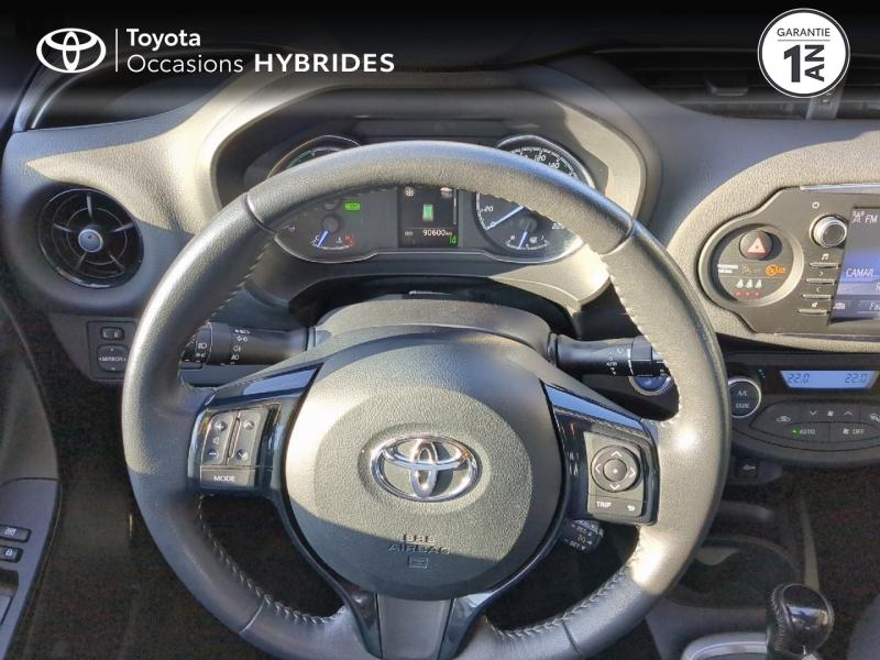 Photo 13 de l’annonce de TOYOTA Yaris d’occasion à vendre à ARLES