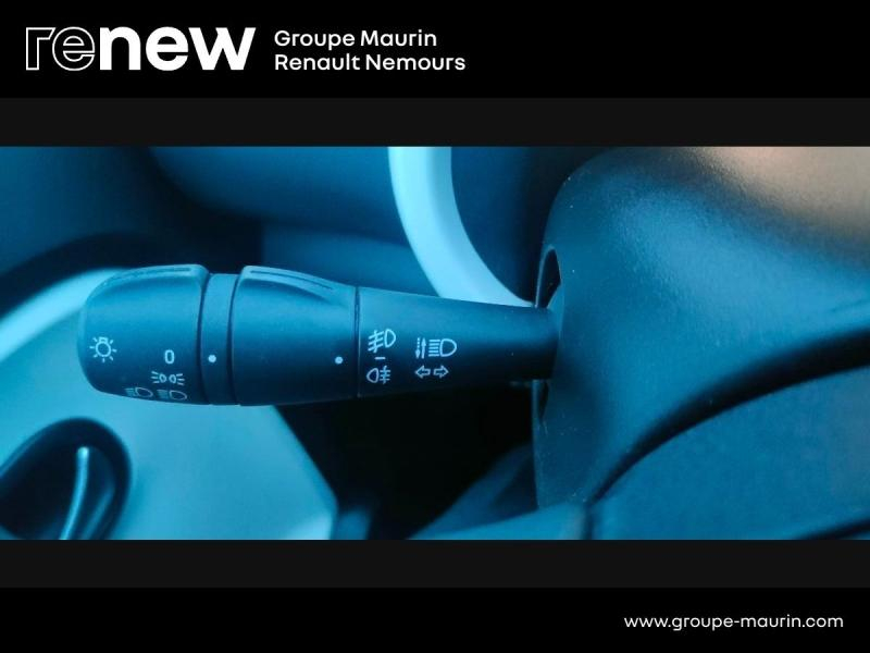 Photo 20 de l’annonce de RENAULT Twingo d’occasion à vendre à SAINT PIERRE LES NEMOURS