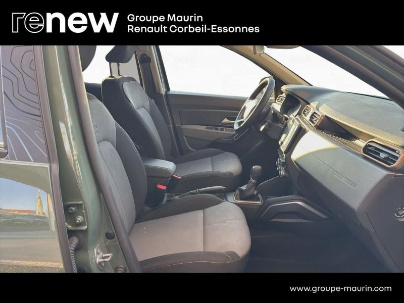 Photo 17 de l’annonce de DACIA Duster d’occasion à vendre à CORBEIL-ESSONNES