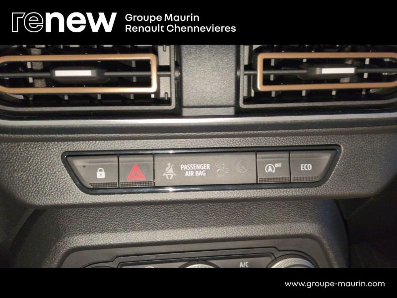 Photo 19 de l’annonce de DACIA Sandero d’occasion à vendre à CHENNEVIÈRES-SUR-MARNE