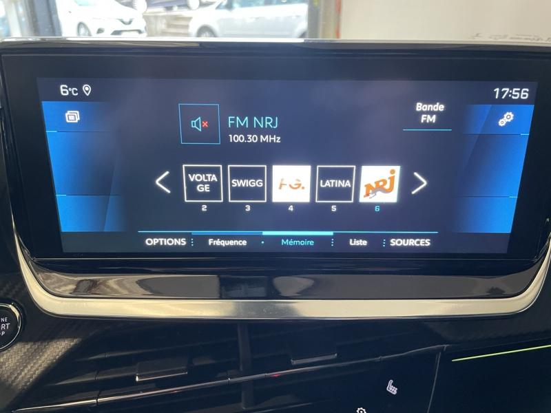 Photo 13 de l’annonce de PEUGEOT 2008 d’occasion à vendre à CHENNEVIÈRES-SUR-MARNE