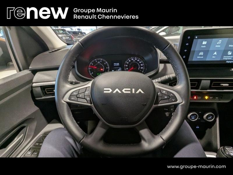 Photo 17 de l’annonce de DACIA Sandero d’occasion à vendre à CHENNEVIÈRES-SUR-MARNE