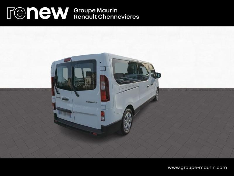 Photo 10 de l’annonce de RENAULT Trafic Combi d’occasion à vendre à CHENNEVIÈRES-SUR-MARNE