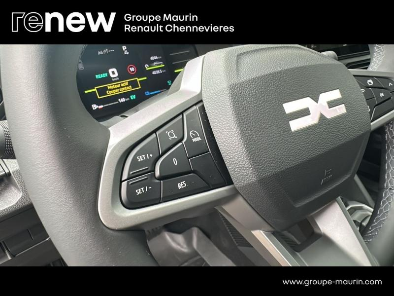 Photo 17 de l’annonce de DACIA Duster d’occasion à vendre à CHENNEVIÈRES-SUR-MARNE