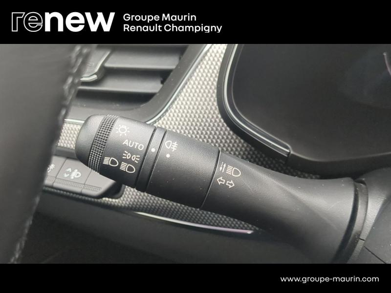 Photo 20 de l’annonce de RENAULT Arkana d’occasion à vendre à CHENNEVIÈRES-SUR-MARNE