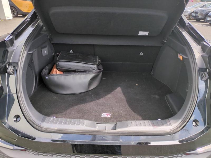 Photo 12 de l’annonce de TOYOTA C-HR d’occasion à vendre à AUBIÈRE