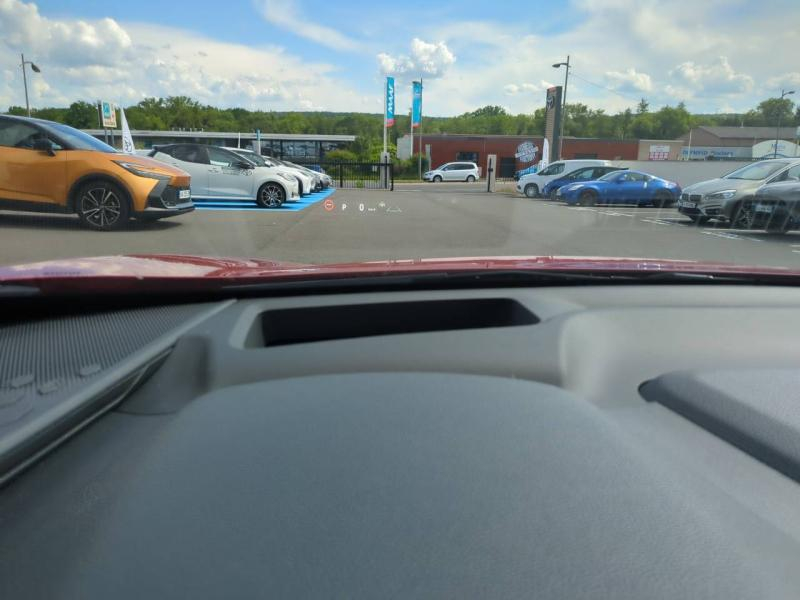 Photo 19 de l’annonce de TOYOTA C-HR d’occasion à vendre à AUBIÈRE