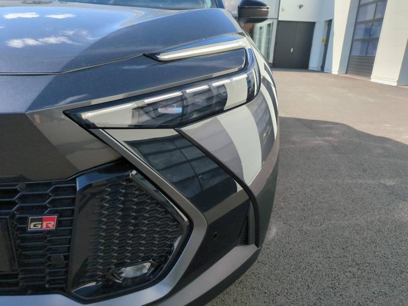 Photo 9 de l’annonce de TOYOTA C-HR d’occasion à vendre à AUBIÈRE