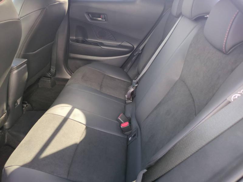 Photo 13 de l’annonce de TOYOTA C-HR d’occasion à vendre à AUBIÈRE