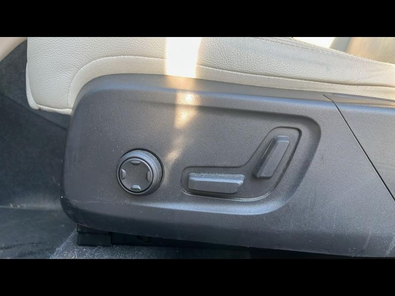 Photo 14 de l’annonce de VOLVO XC40 d’occasion à vendre à TOULON