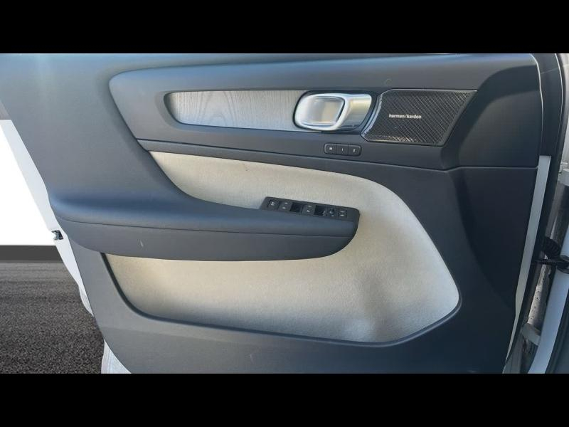 Photo 16 de l’annonce de VOLVO XC40 d’occasion à vendre à TOULON