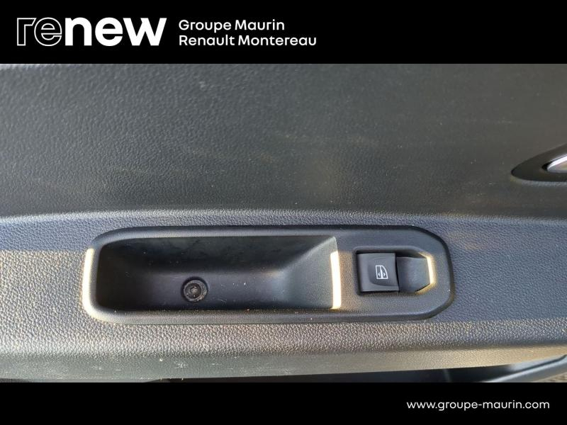 Photo 20 de l’annonce de DACIA Duster d’occasion à vendre à VARENNES SUR SEINE