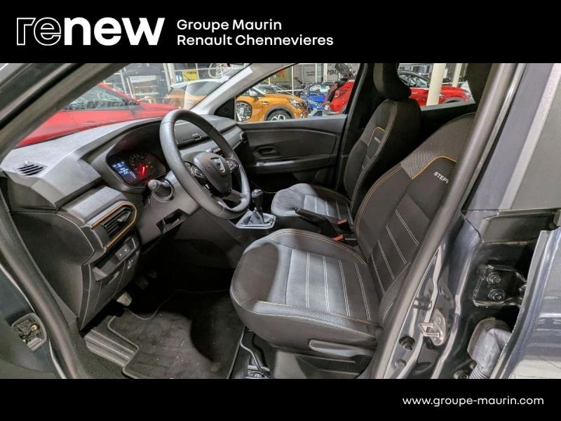 Photo 9 de l’annonce de DACIA Sandero d’occasion à vendre à CHENNEVIÈRES-SUR-MARNE