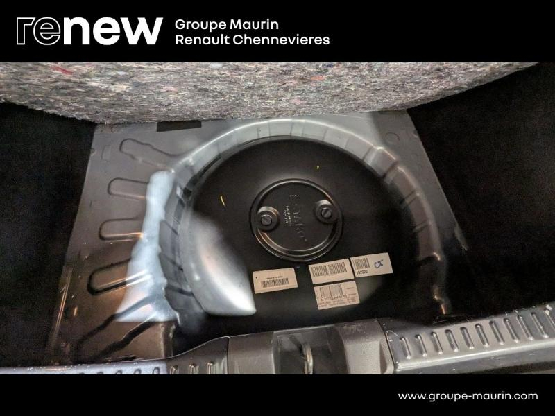 Photo 13 de l’annonce de DACIA Sandero d’occasion à vendre à CHENNEVIÈRES-SUR-MARNE