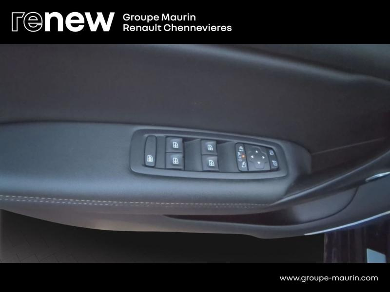 Photo 19 de l’annonce de RENAULT Megane d’occasion à vendre à CHENNEVIÈRES-SUR-MARNE