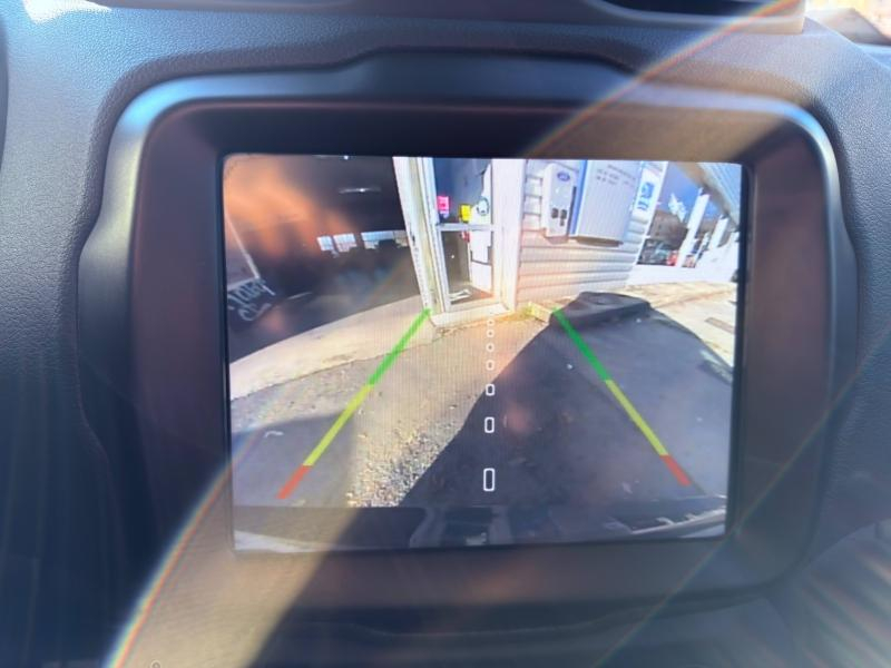 Photo 13 de l’annonce de JEEP Renegade d’occasion à vendre à MANOSQUE