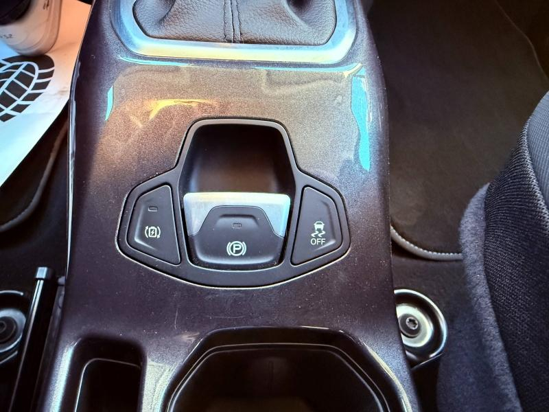 Photo 15 de l’annonce de JEEP Renegade d’occasion à vendre à MANOSQUE