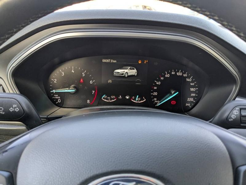 Photo 16 de l’annonce de FORD Focus d’occasion à vendre à MARSEILLE