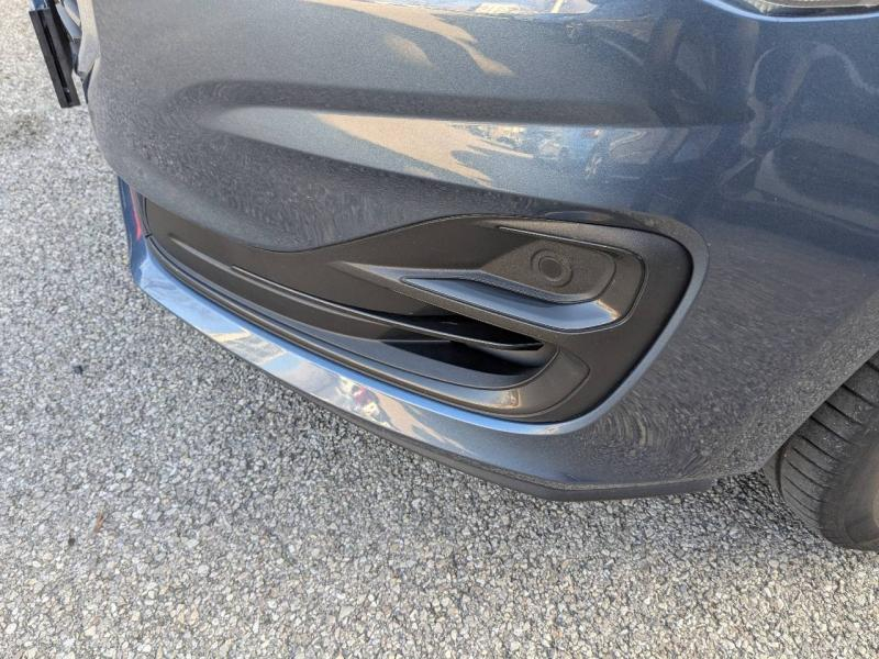 Photo 19 de l’annonce de FORD Focus d’occasion à vendre à MARSEILLE