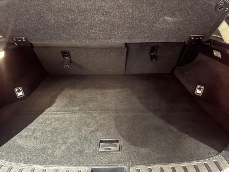 Photo 11 de l’annonce de LEXUS NX d’occasion à vendre à MONTFAVET