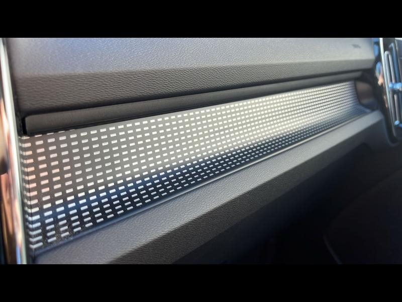 Photo 20 de l’annonce de VOLVO XC40 d’occasion à vendre à TOULON