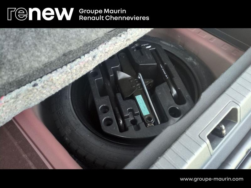 Photo 14 de l’annonce de RENAULT Captur d’occasion à vendre à CHENNEVIÈRES-SUR-MARNE