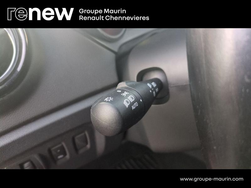 Photo 17 de l’annonce de RENAULT Captur d’occasion à vendre à CHENNEVIÈRES-SUR-MARNE