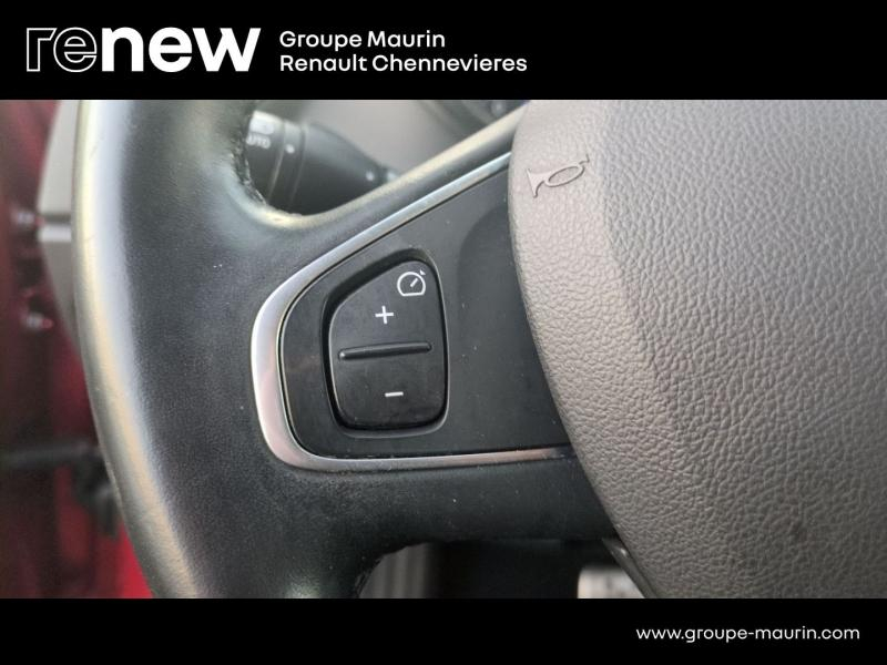 Photo 18 de l’annonce de RENAULT Captur d’occasion à vendre à CHENNEVIÈRES-SUR-MARNE