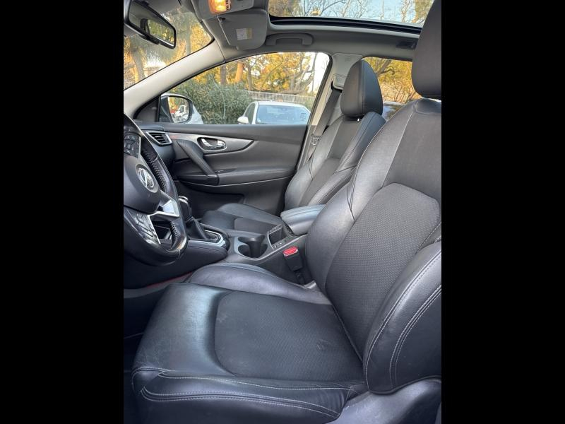 Photo 10 de l’annonce de NISSAN Qashqai d’occasion à vendre à TOULON