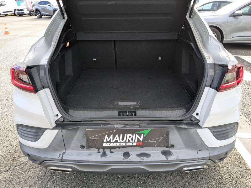 Photo 11 de l’annonce de RENAULT Arkana d’occasion à vendre à DRAGUIGNAN