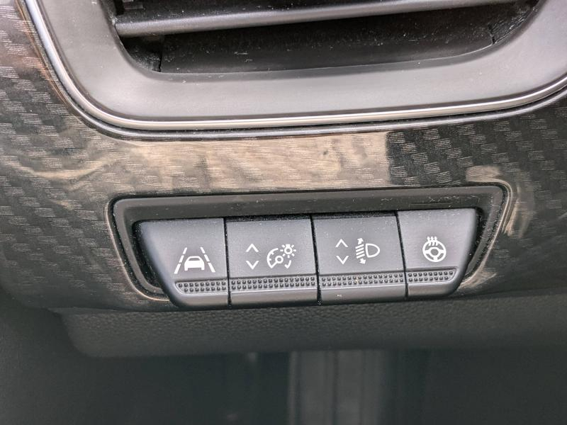 Photo 20 de l’annonce de RENAULT Arkana d’occasion à vendre à DRAGUIGNAN