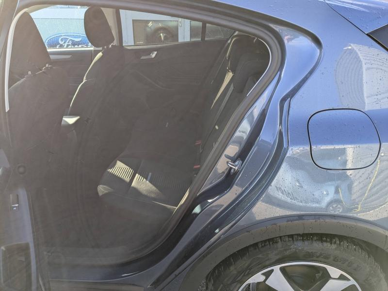 Photo 12 de l’annonce de FORD Focus d’occasion à vendre à DRAGUIGNAN