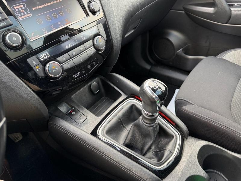 Photo 17 de l’annonce de NISSAN Qashqai d’occasion à vendre à GRENOBLE