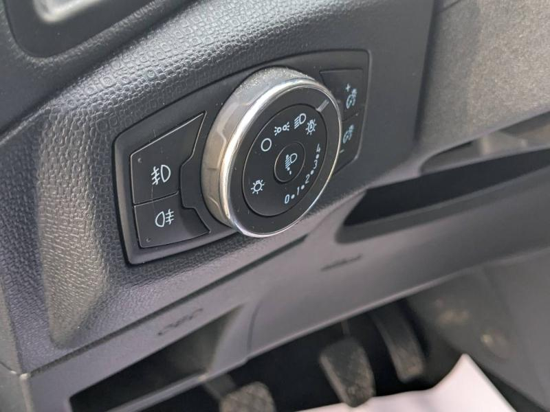 Photo 10 de l’annonce de FORD EcoSport d’occasion à vendre à AIX-EN-PROVENCE