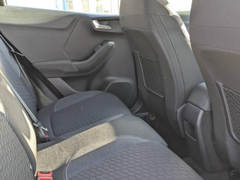 Photo 5 de l’annonce de FORD Puma d’occasion à vendre à AIX-EN-PROVENCE