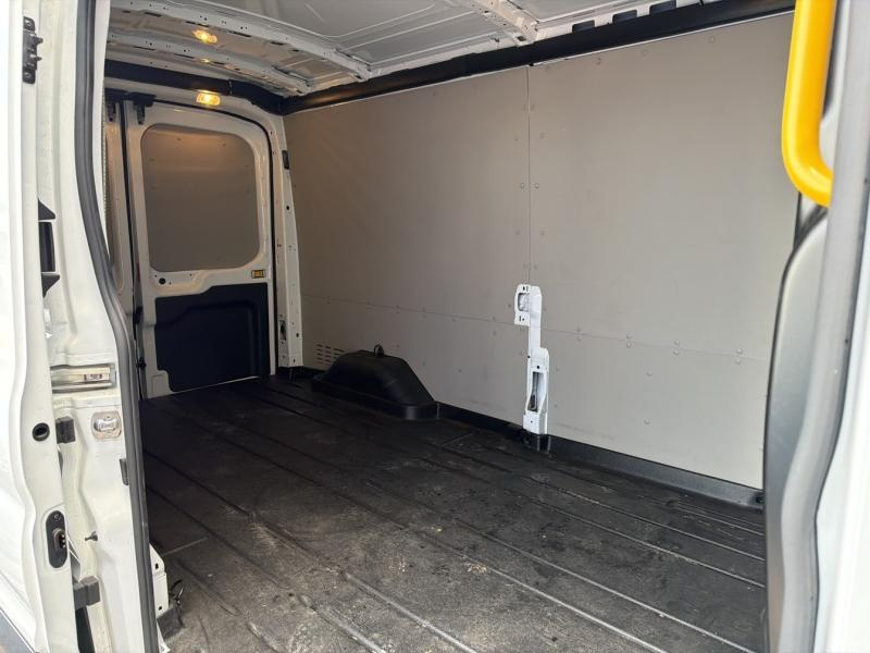 Photo 11 de l’annonce de FORD Transit 2T Fg VUL d’occasion à vendre à VITROLLES