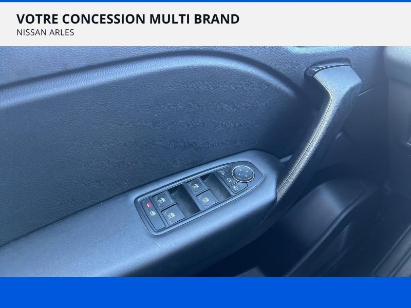 Photo 16 de l’annonce de RENAULT Captur d’occasion à vendre à ARLES