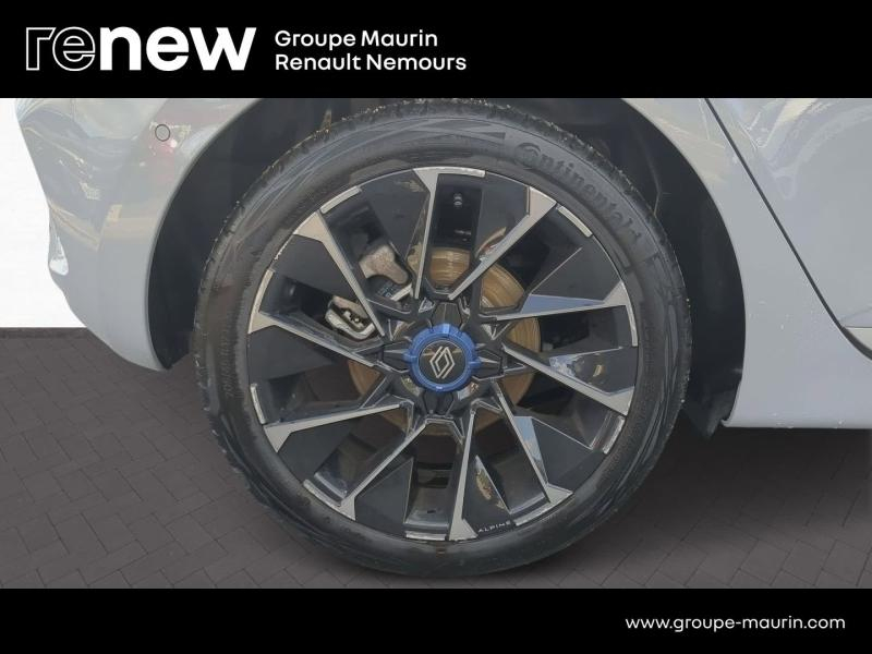 Photo 9 de l’annonce de RENAULT Clio d’occasion à vendre à SAINT PIERRE LES NEMOURS